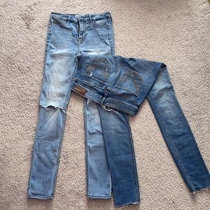 2 pair of hollister jeans